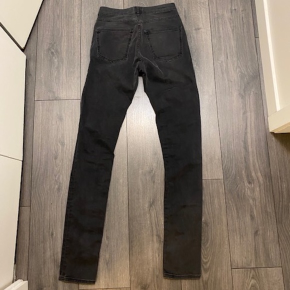 Acne Pin Jeans in Tar Wash NWT - Picture 5 of 5
